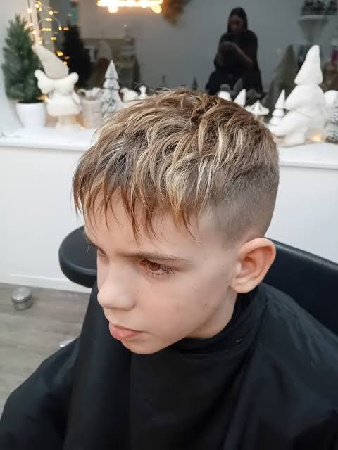 Choppy Layers With Blunt Bangs Choppy Layers With Blunt Bangs β Winter Hairstyles for Kids