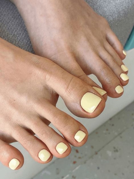 The Single Detail A Reader Notices First Visual Idea The Single Detail A Reader Notices First Visual Idea β Winter Pedicure Colors