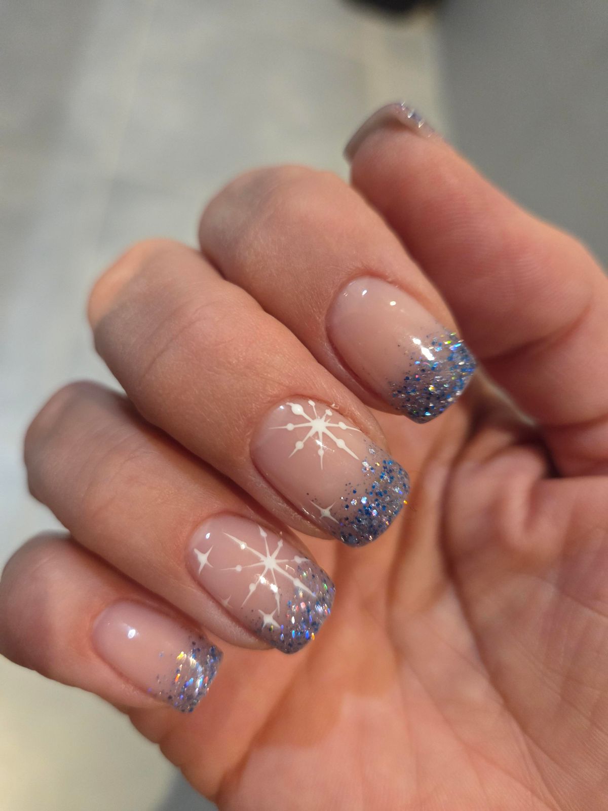 Snowflake Art with Blue Glitter Tips Snowflake Art with Blue Glitter Tips β Old Money Winter Nails