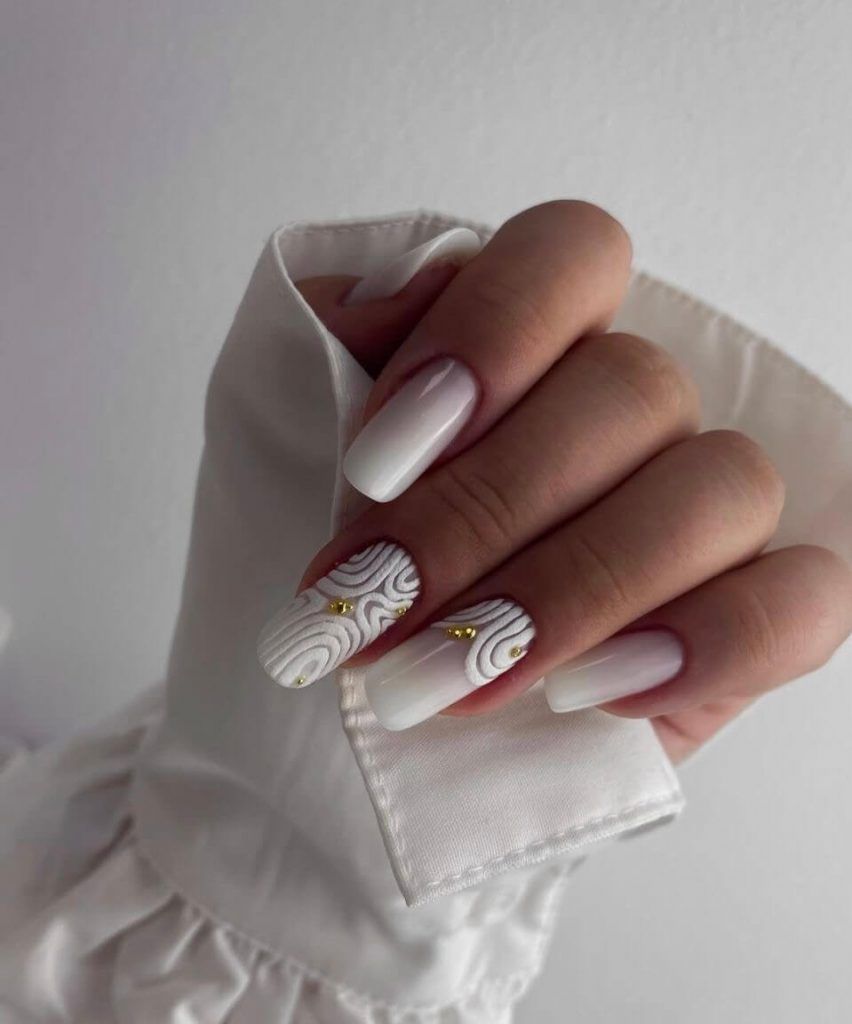 Textured White Wave Ombre Nails Textured White Wave Ombre Nails β Short Winter Acrylic Nails