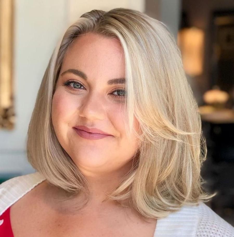 Angled Ash Blonde Bob With Layers Angled Ash Blonde Bob With Layers β Winter Hair Colors for Plus Size Women