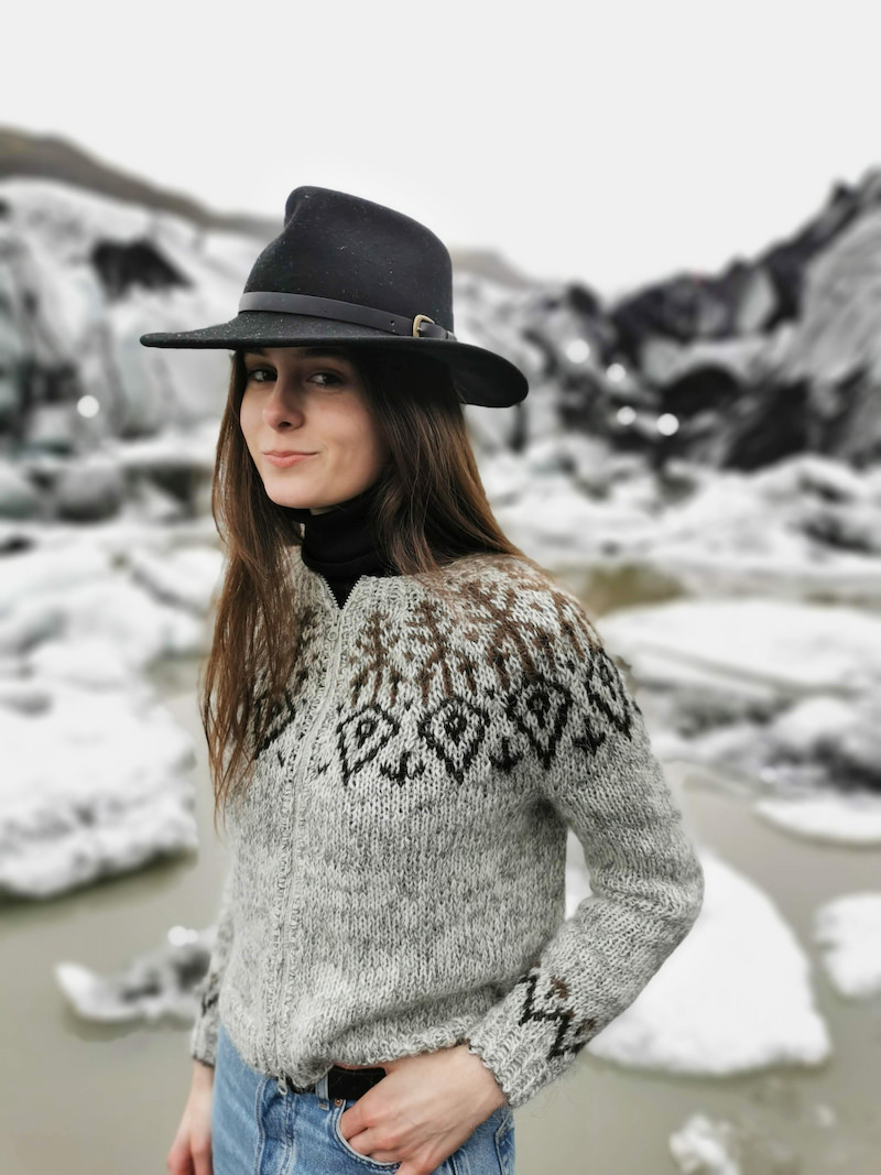 Blue Jeans Outfit Idea Blue Jeans Outfit Idea β Iceland Winter Outfits