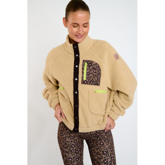 Not Visible Outfit Idea Not Visible Outfit Idea โ Fleece Jacket Outfits