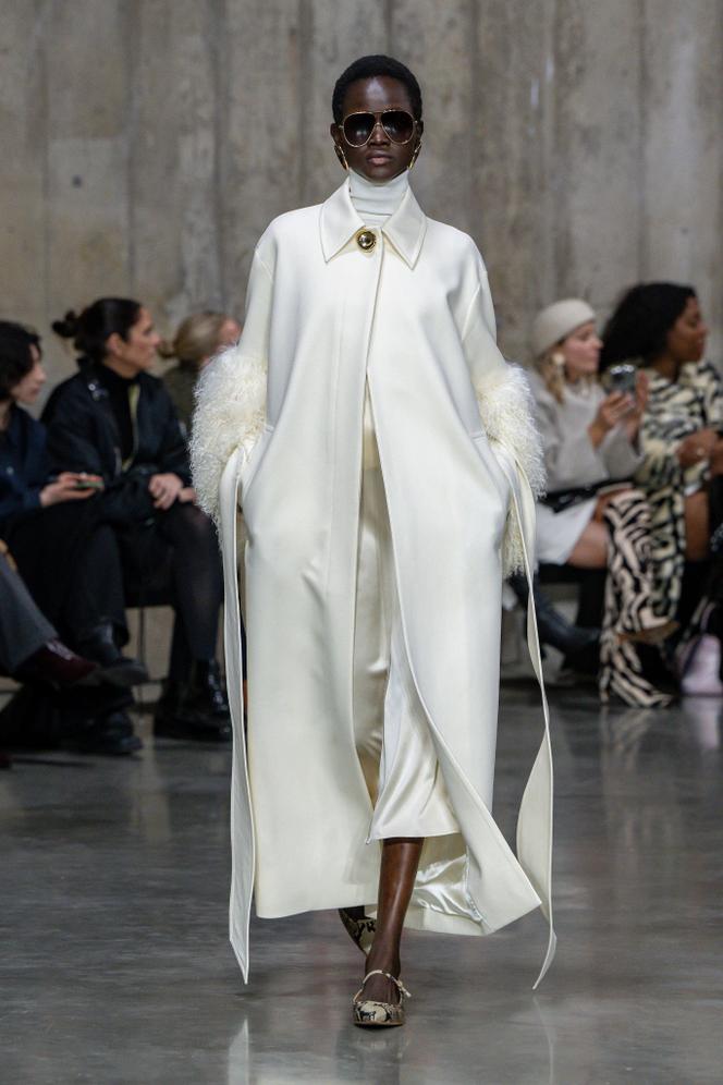 Fashion Show Outfit Idea Fashion Show Outfit Idea β London Winter Outfits
