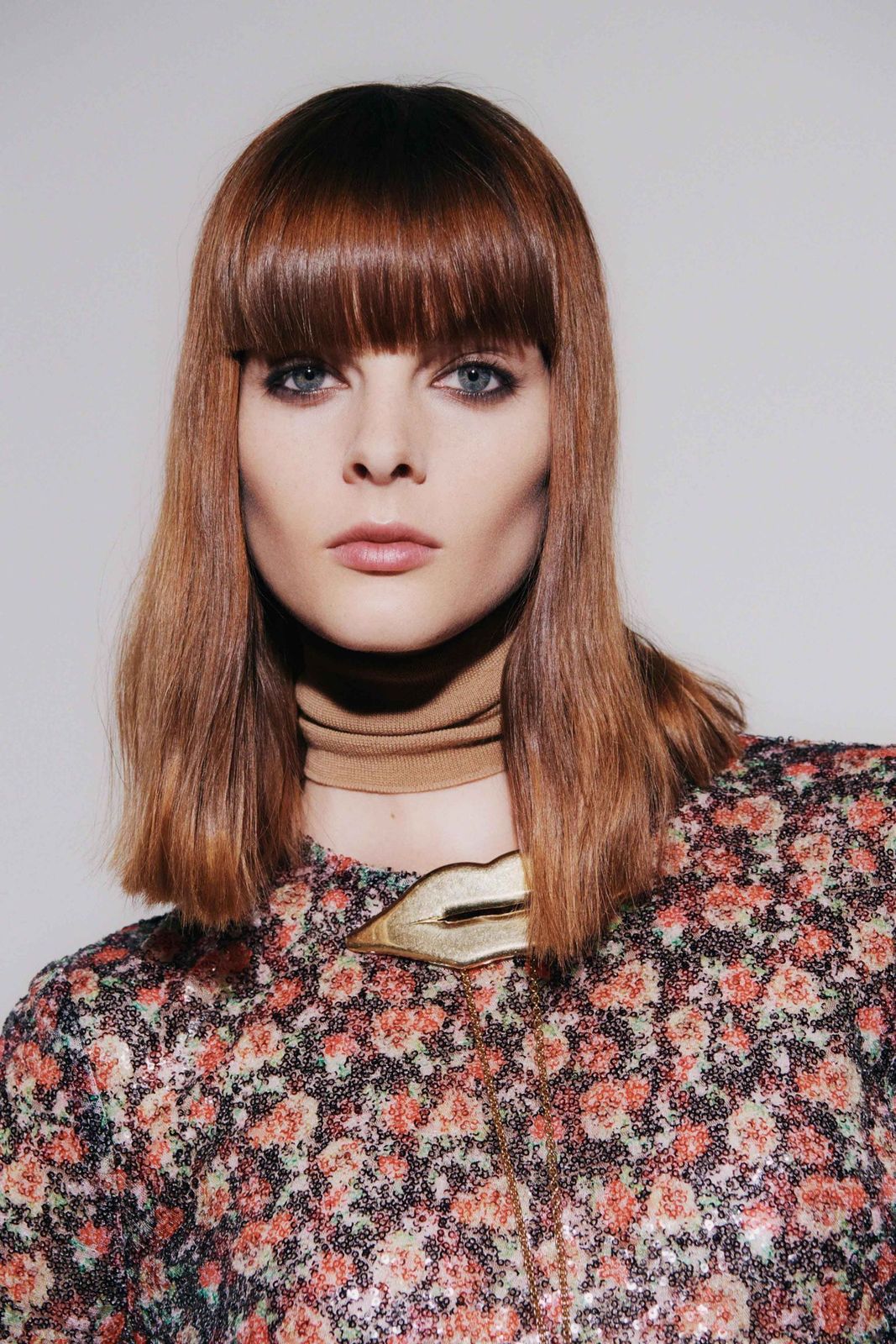 La frange est la tendance cheveux Γ adopter cet automne | Vogue France