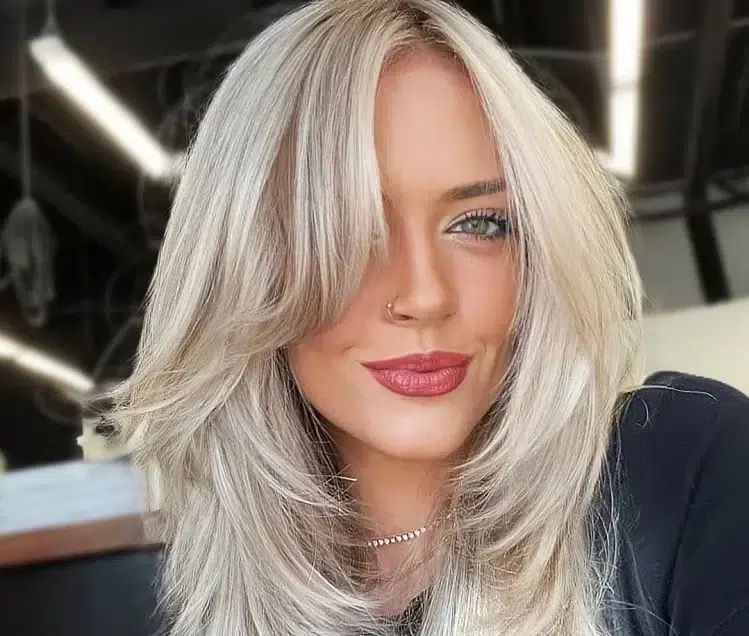 Layered Collarbone With Face-Framing Layered Collarbone With Face-Framing β Icy Blonde Hair