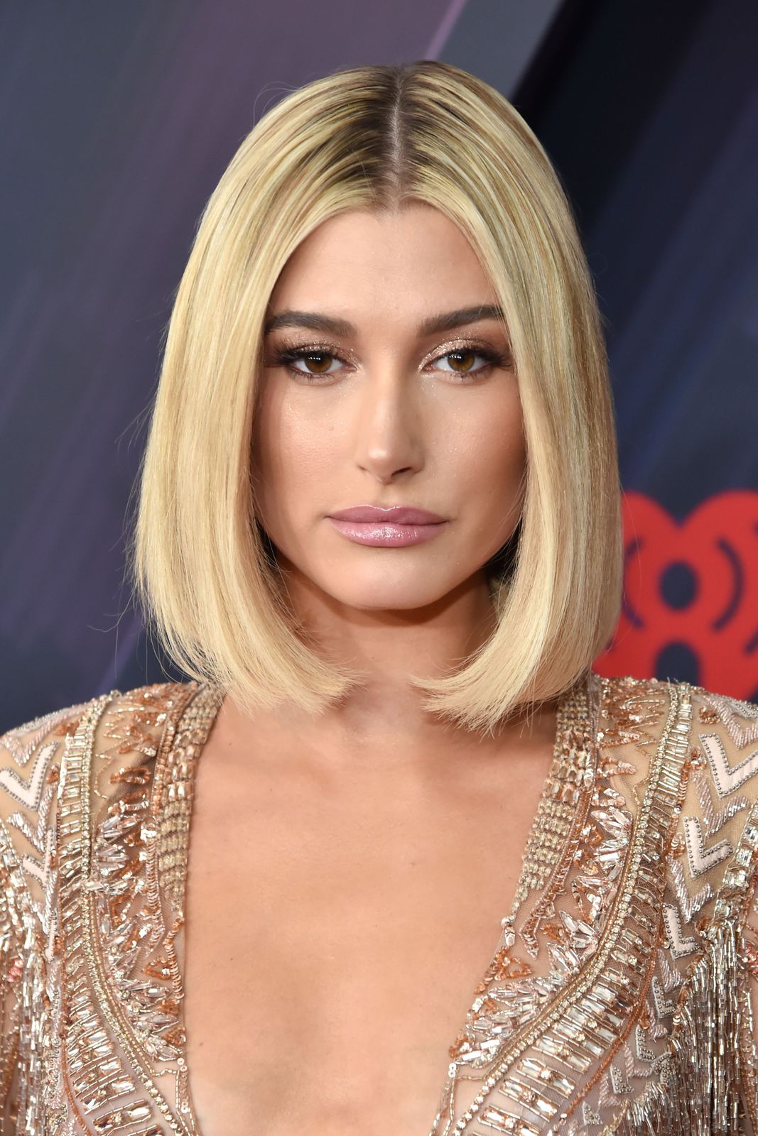 Jawline Visual Idea — Winter Haircuts for Square Faces
