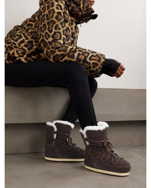 Bold Contrast: Grey Moon Boots with Leopard Print Jacket — Moon Boots Outfits