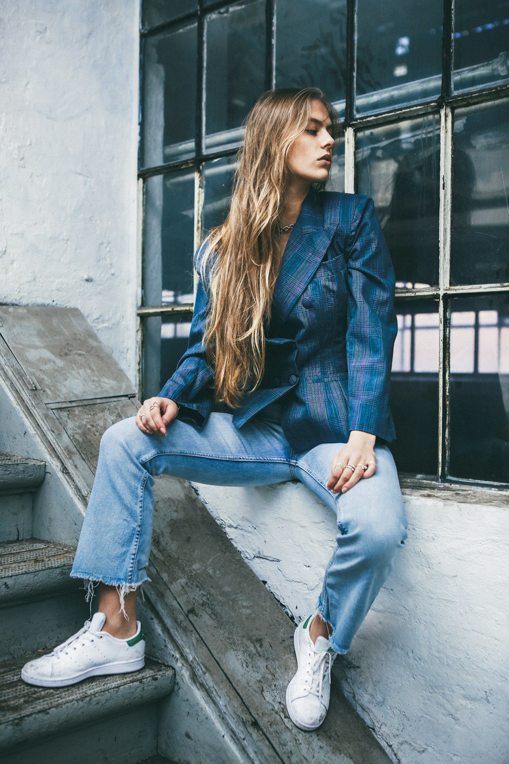 Blue Plaid Blazer with White Tee and Jeans Blue Plaid Blazer with White Tee and Jeans β Winter to Spring Transition Outfits
