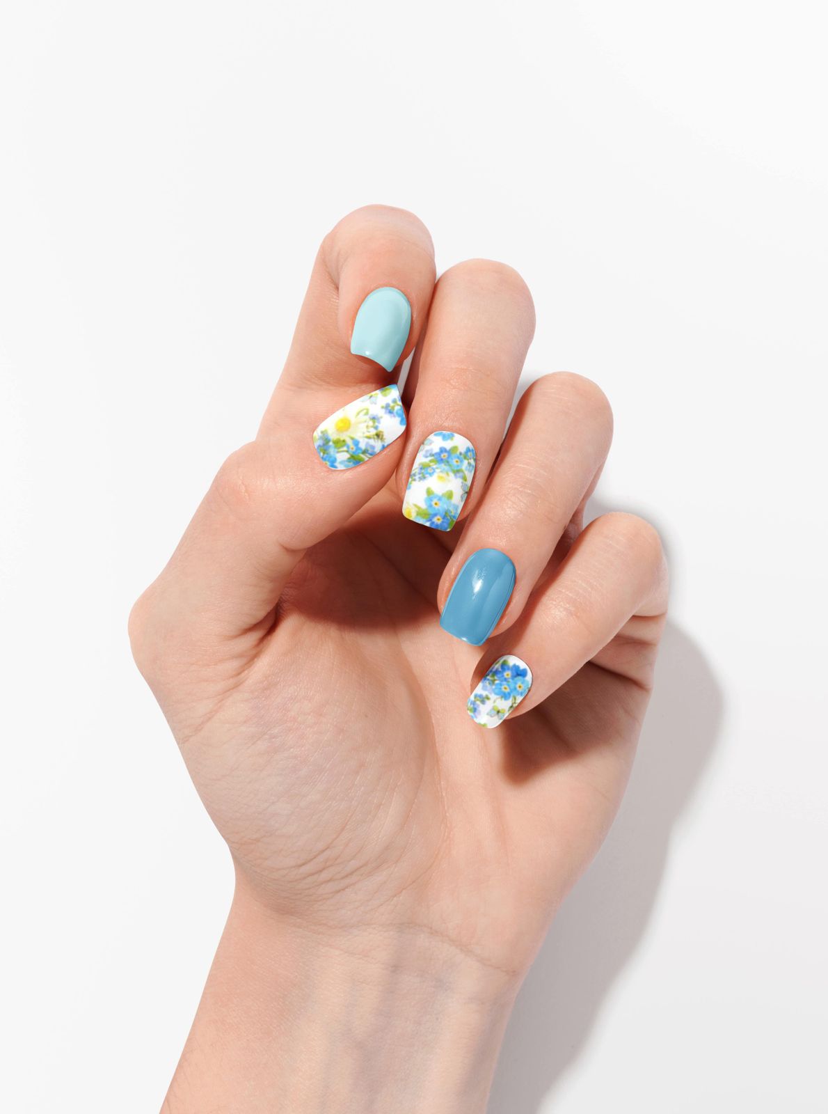 Glossy Visual Idea Glossy Visual Idea β Winter to Spring Transition Nails