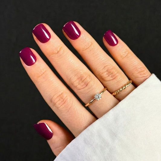 Visual Idea β Short Square Nails Are Painted In A Deep Visual Idea β Short Square Nails Are Painted In A Deep β New Years Square Nails 2027