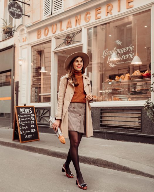 Sheer Black Tights with Trench Coat, Plaid Skirt, and Metallic Heels Sheer Black Tights with Trench Coat, Plaid Skirt, and Metallic Heels β Tights Outfits