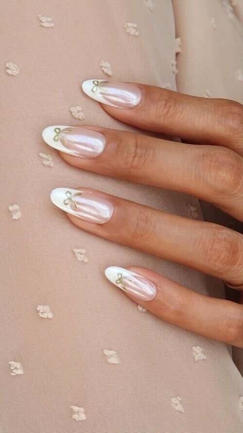 Pearlescent Gold Outline Bow Nails — Christmas Nails for Women Over 50 2026