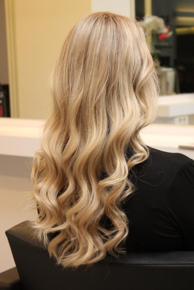 Loose Waves Visual Idea — Winter Hair Colors for Blondes