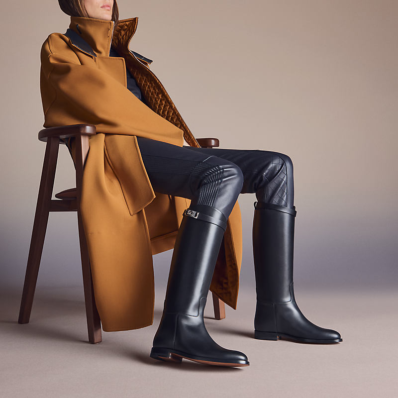 Equestrian Chic: Quilted Layers Meet Classic Riding Boots Equestrian Chic: Quilted Layers Meet Classic Riding Boots โ Riding Boots Outfits