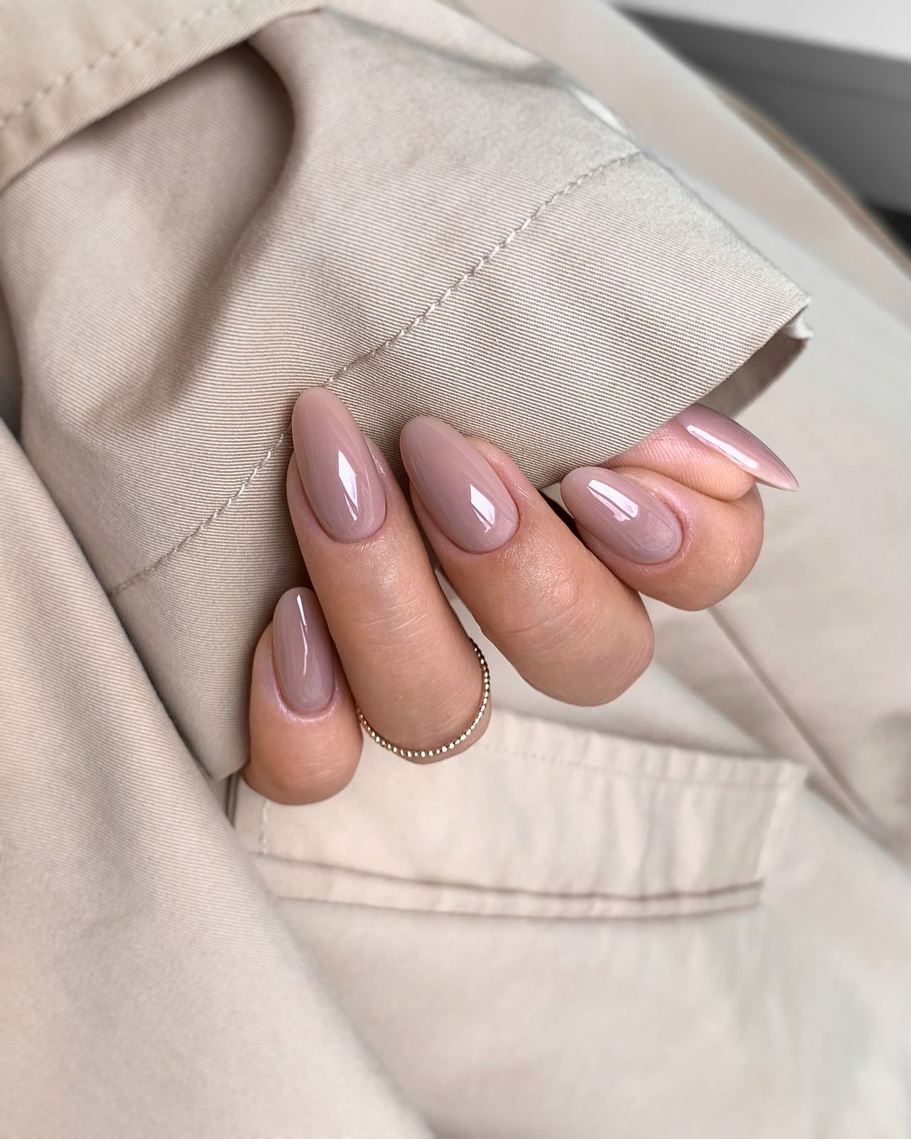 Glossy Milky Pink Oval Nails — Natural Winter Nails