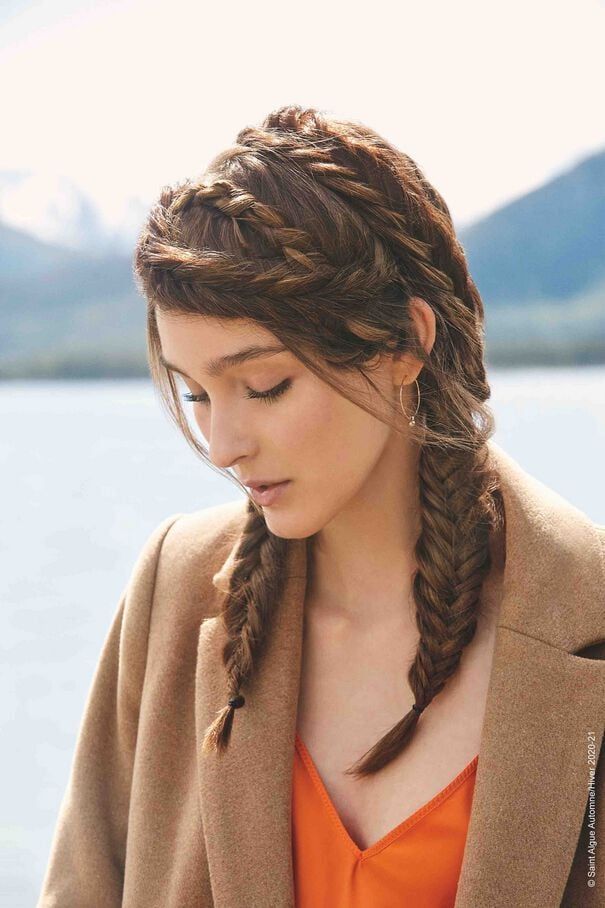 Honey Blonde Messy Low Bun — Easy Winter Hairstyles