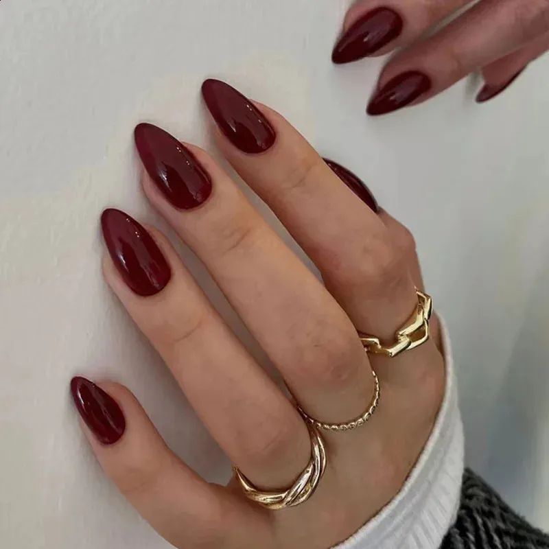 Dark Cherry Red Medium Almond With Gold Chains Dark Cherry Red Medium Almond With Gold Chains β Cherry Red Nails