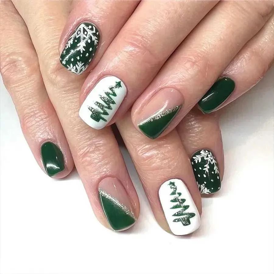 Short to Medium Almond Glitter Trees — Easy Christmas Nails 2026