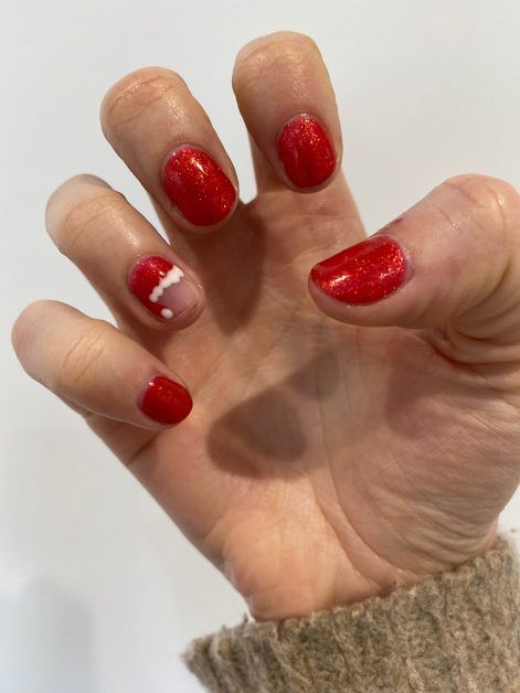 Vibrant Red Glitter Santa Hat Nails Vibrant Red Glitter Santa Hat Nails β Minimalist Christmas Nails 2026