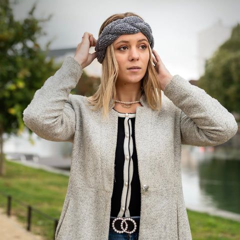 Blonde Visual Idea Blonde Visual Idea β Winter Hat Hairstyles