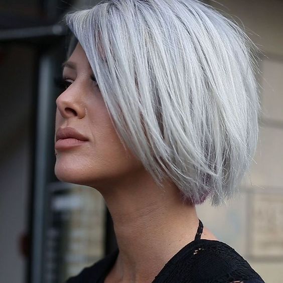 Chin-Length Visual Idea Chin-Length Visual Idea β Winter Hair Colors for Women Over 40