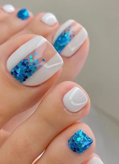White with Blue Glitter Stripes — Winter Toe Nails