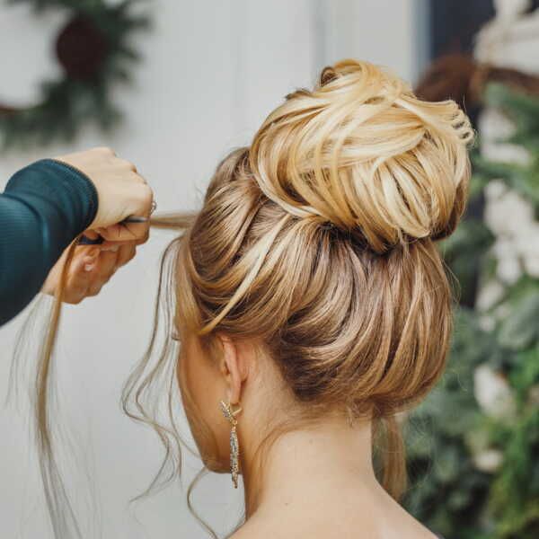 Collarbone Visual Idea Collarbone Visual Idea β Winter Bun Hairstyles
