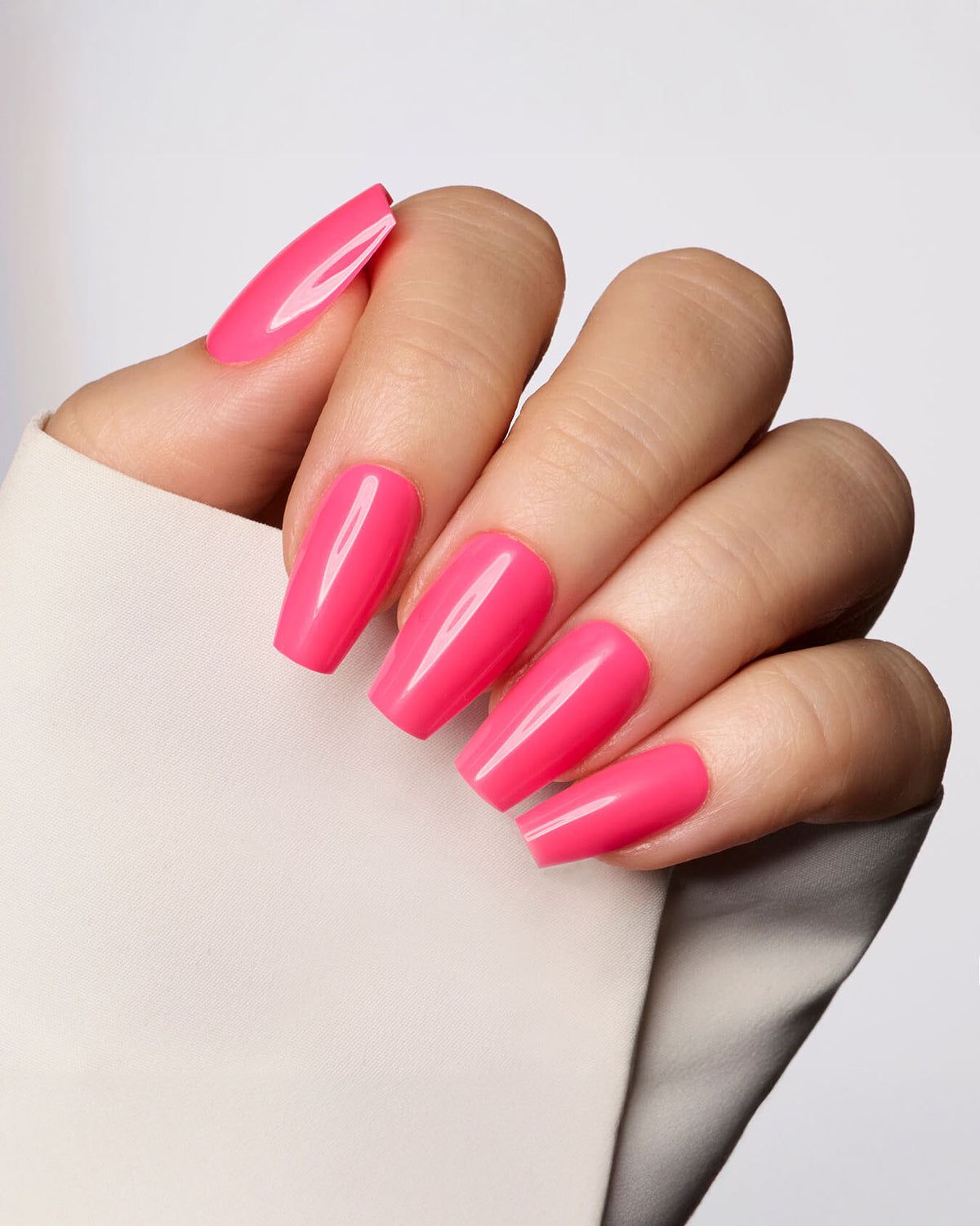 Visual Idea Visual Idea β Short Winter Coffin Nails