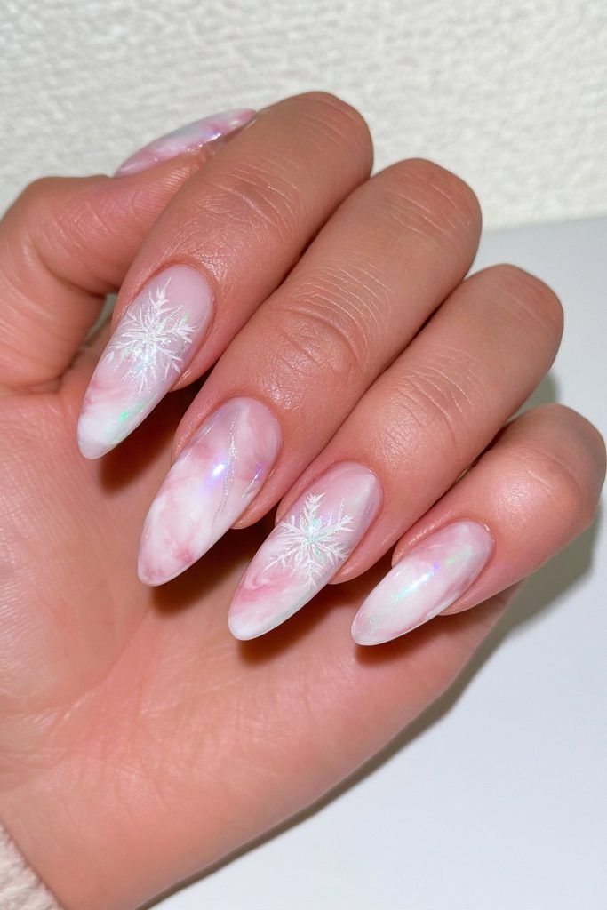 Visual Idea — Winter Marble Nails