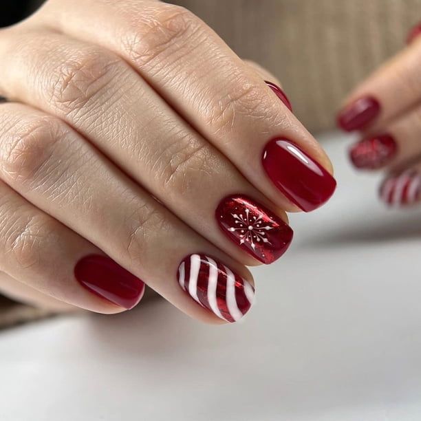 Candy Cane Snowflake Red Nails Candy Cane Snowflake Red Nails β Short Christmas Square Nails 2026