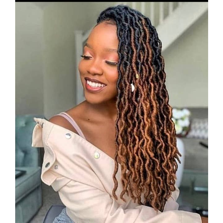 Mid-Back Visual Idea Mid-Back Visual Idea β Winter Braids for Black Women