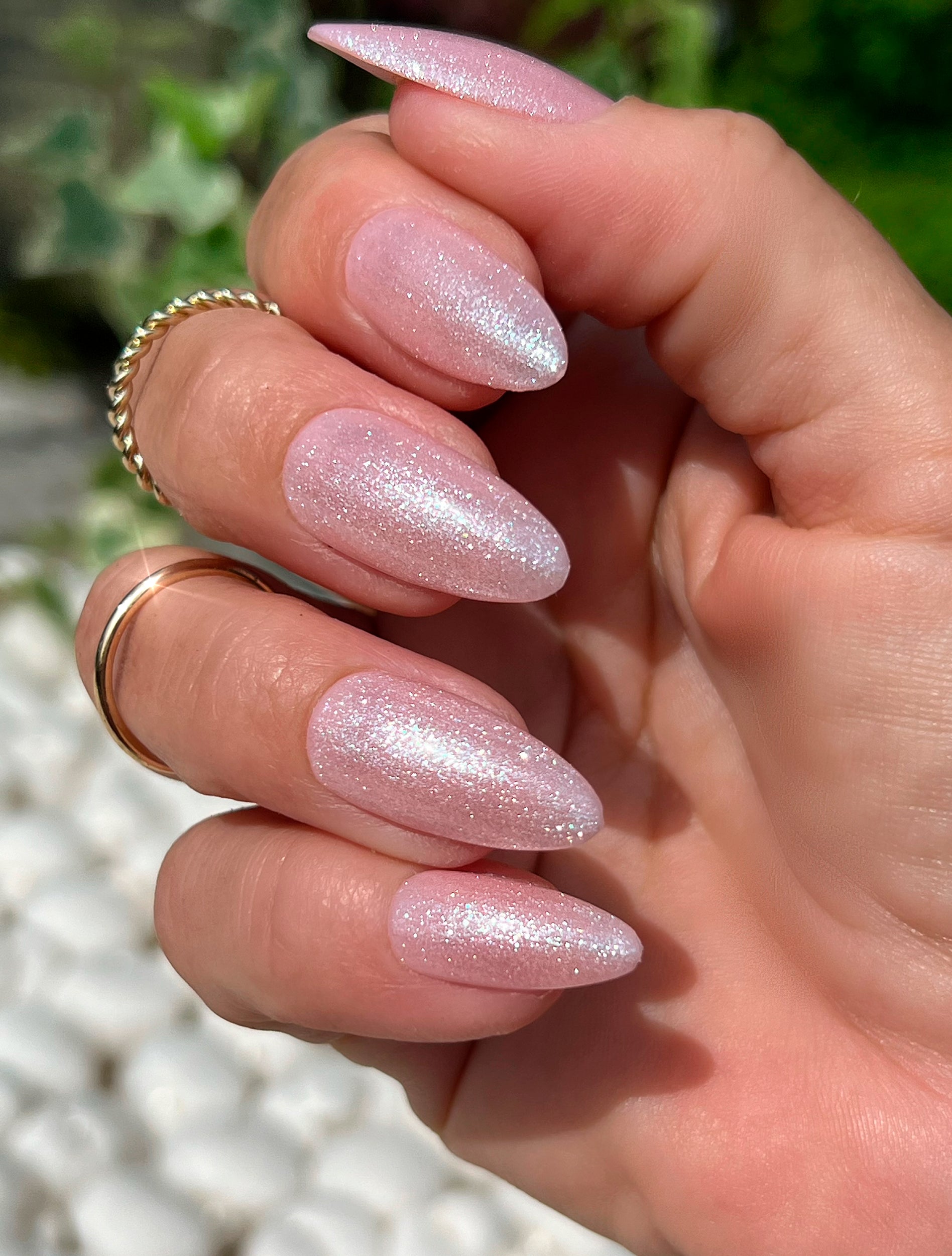 Pale Pink Iridescent Glitter Stilettos Pale Pink Iridescent Glitter Stilettos β Winter Acrylic Nails
