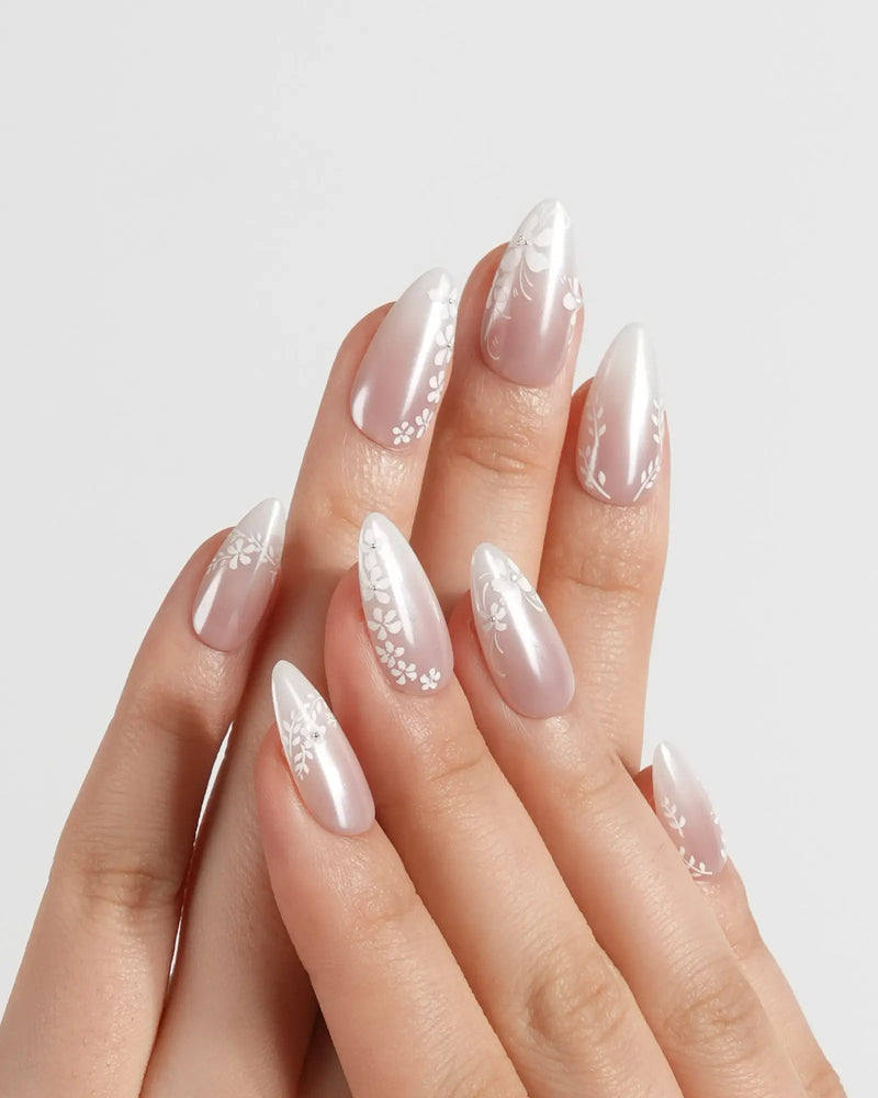 Romantic Bridal Floral Rhinestone Stiletto Romantic Bridal Floral Rhinestone Stiletto β Winter Ombre Nails