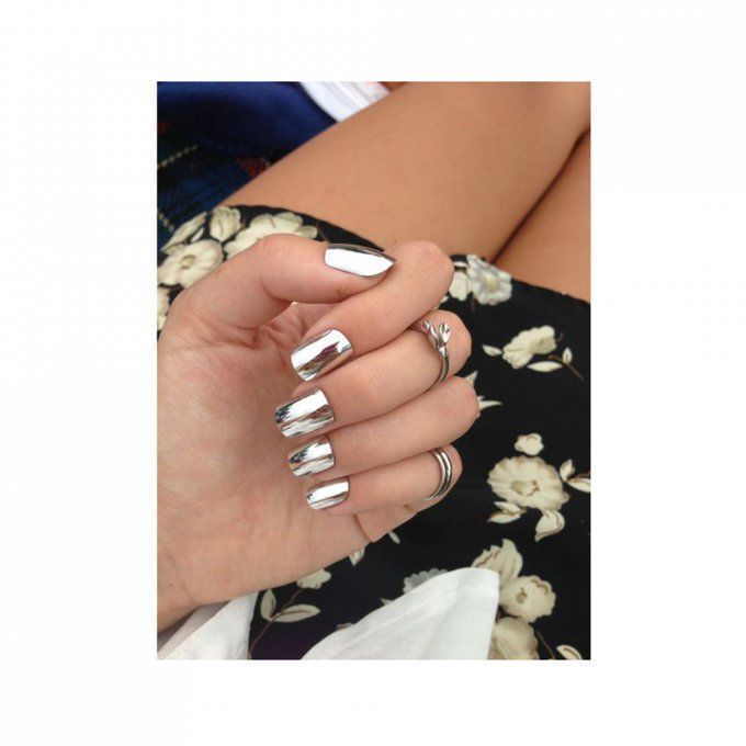 Short Square Mirror Chrome — Silver Chrome Nails