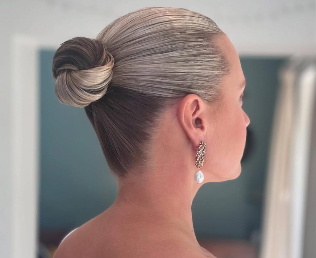 Ash Blonde Sleek Polished Bun Ash Blonde Sleek Polished Bun β Winter Bun Hairstyles