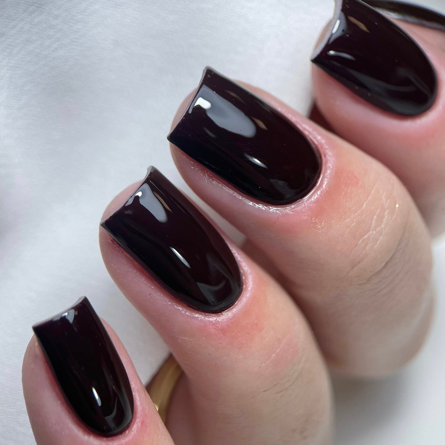 Visual Idea Visual Idea β Black Cherry Nails