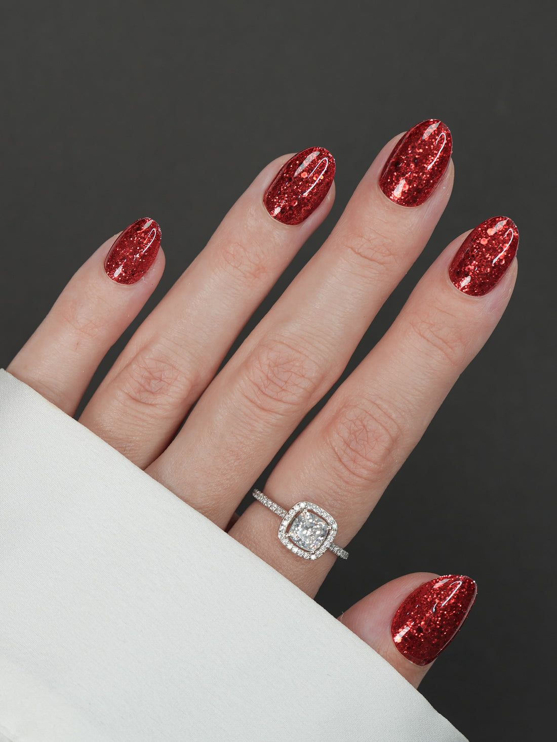 Vibrant Red Glitter Nails Vibrant Red Glitter Nails β Medium Christmas Nails 2026