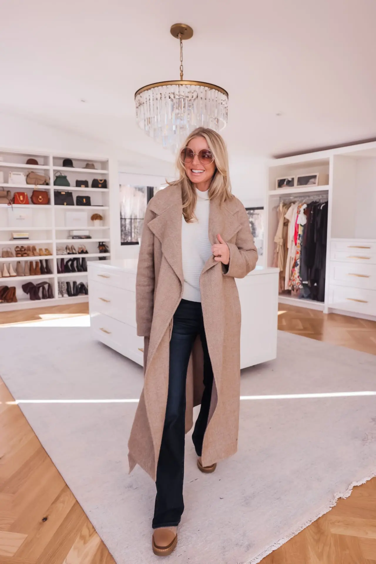 Casual Outing Outfit Idea — Winter Outfits for Moms