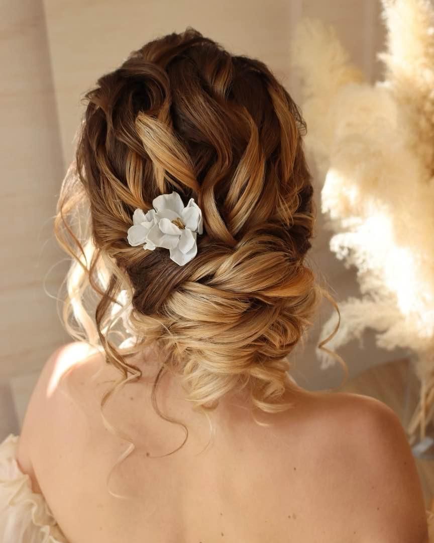 Dark Brown With Blonde Balayage Visual Idea Dark Brown With Blonde Balayage Visual Idea β Winter Wedding Guest Hairstyles