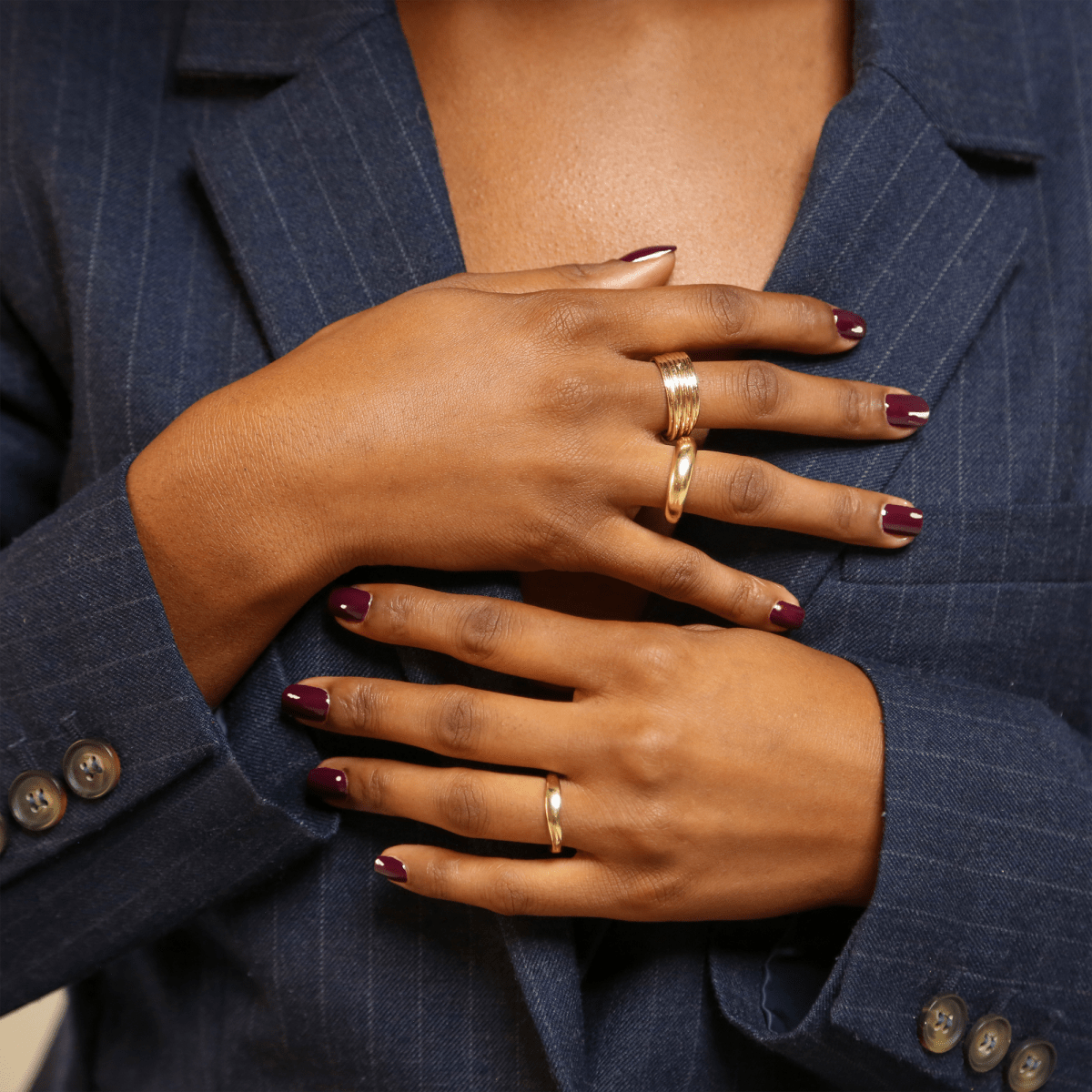 Medium Square Deep Cherry Red With Gold Rings Medium Square Deep Cherry Red With Gold Rings β Cherry Red Nails