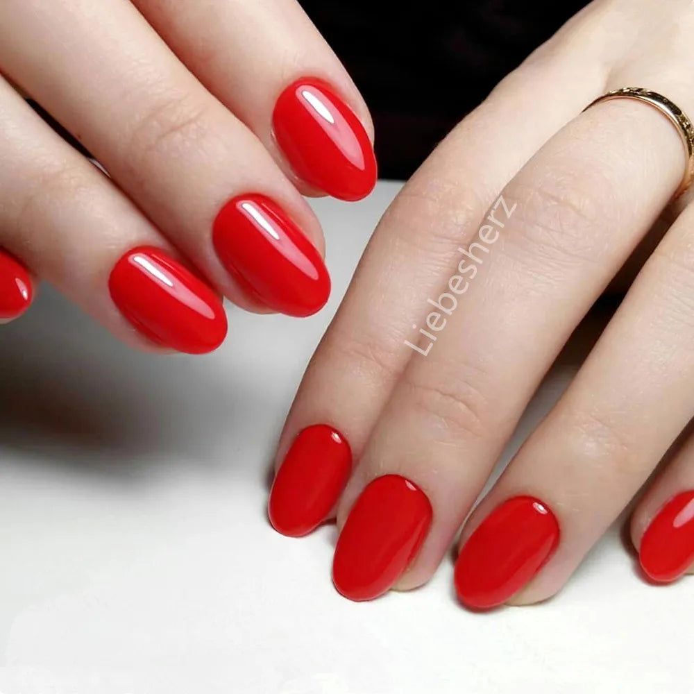 Bright Red Glossy Short Oval Bright Red Glossy Short Oval β Short Winter Oval Nails