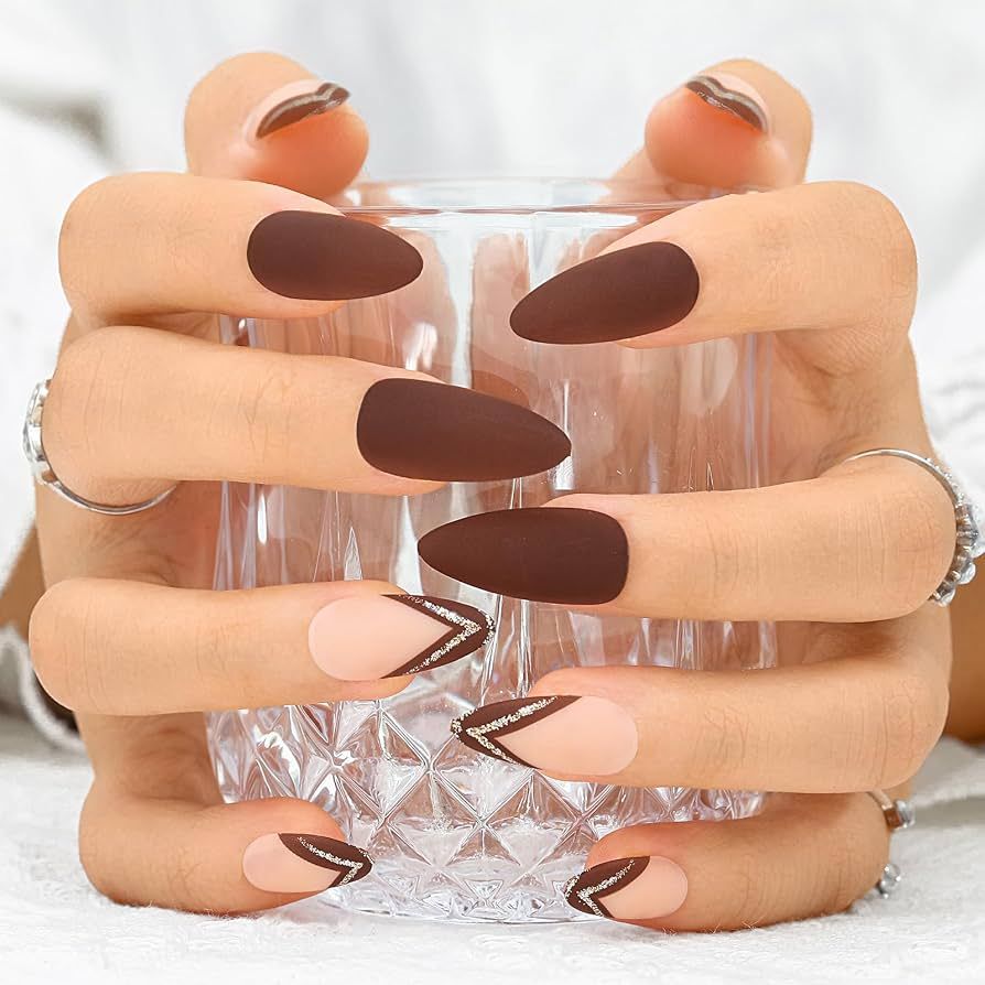 Matte And Glitter Visual Idea Matte And Glitter Visual Idea โ Winter Almond Nails