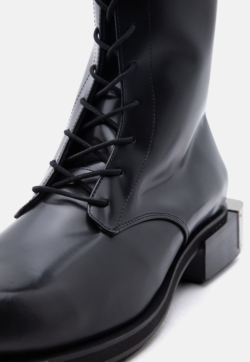 Glossy Edge: Black Patent Combat Boots with Chunky Platform Glossy Edge: Black Patent Combat Boots with Chunky Platform β Combat Boots Outfits