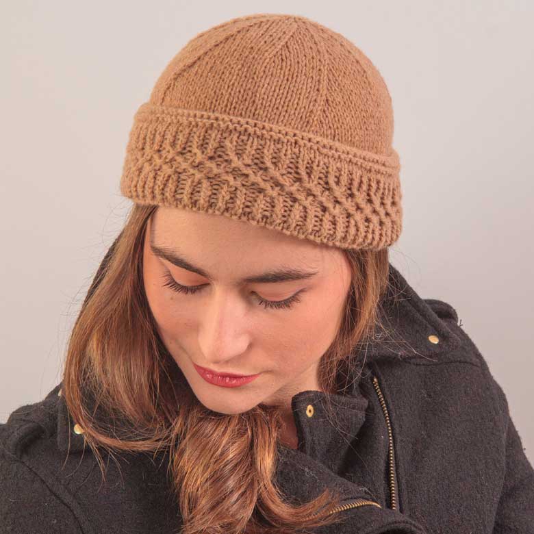 Textured Brown Beanie with Black Jacket Textured Brown Beanie with Black Jacket β Beanie Outfits