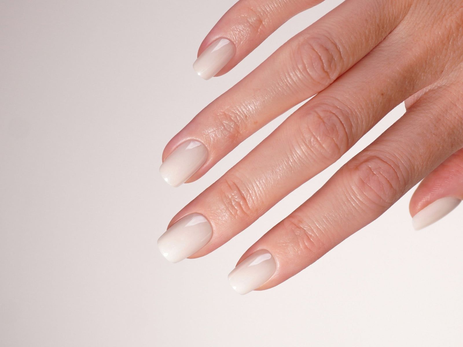 Short Oval Classic French Manicure Short Oval Classic French Manicure β Winter Wedding Nails