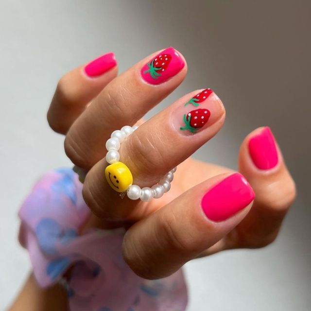 Strawberry Bright Pink Short Square Nails Strawberry Bright Pink Short Square Nails β Holiday Nails 2026