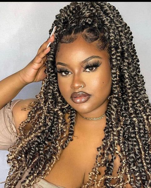 Two-Toned Passion Twists Two-Toned Passion Twists β Winter Twist Hairstyles