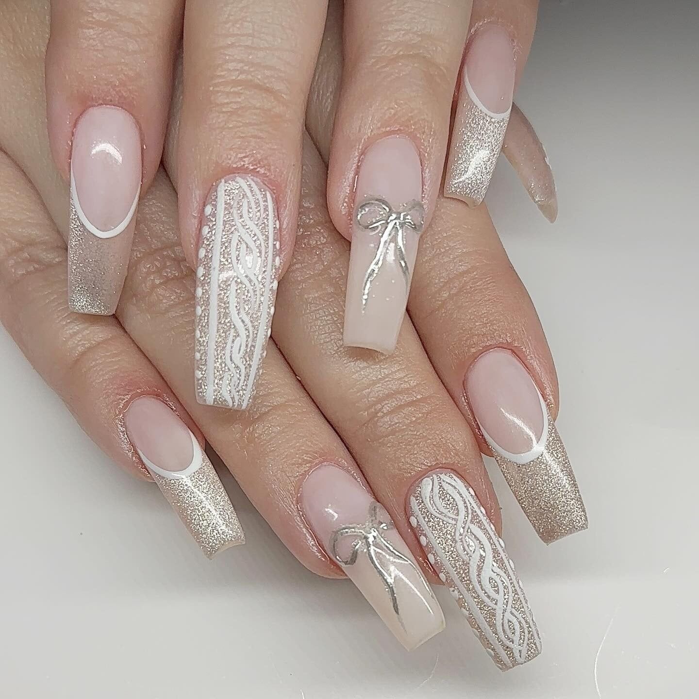 Precise Application Detailed Patterns Visual Idea Precise Application Detailed Patterns Visual Idea β Winter Acrylic Nails