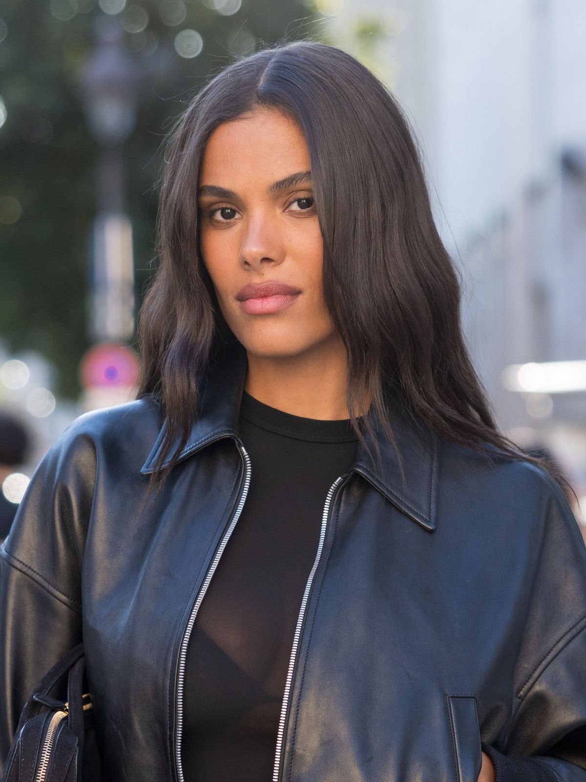 Molten Brunette With Side Part Molten Brunette With Side Part β Winter Hair Colors for Black Women